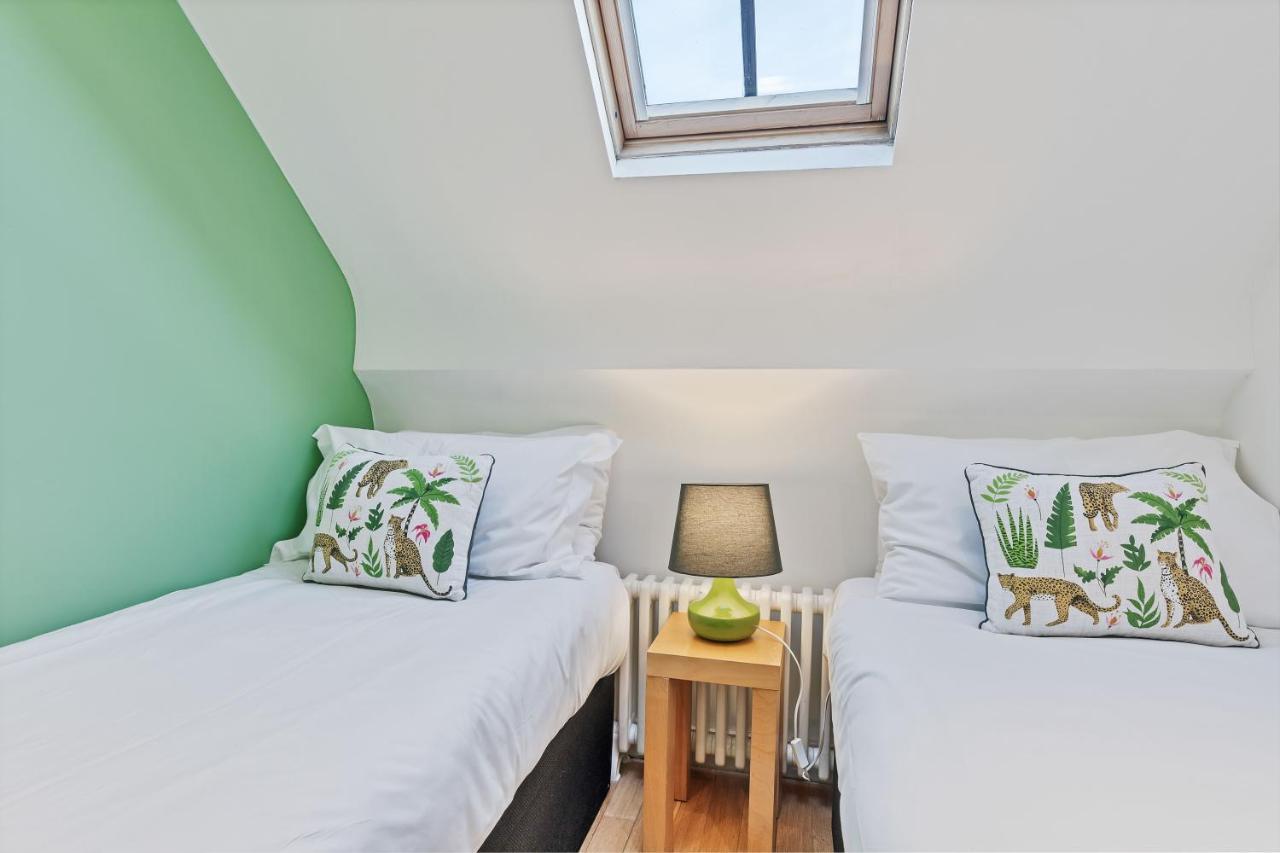 Majestic Mews Apartment With Free Parking - By My Getaways Brighton Eksteriør bilde