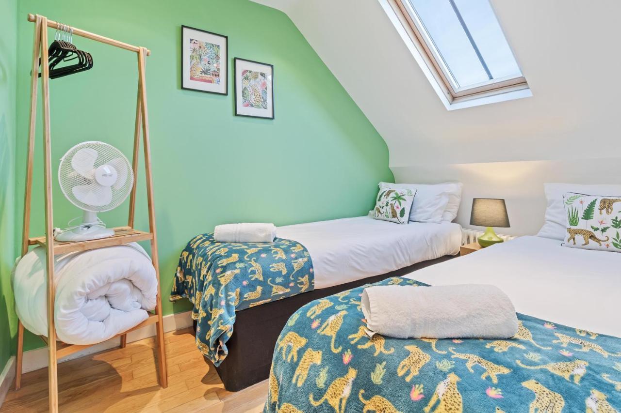 Majestic Mews Apartment With Free Parking - By My Getaways Brighton Eksteriør bilde