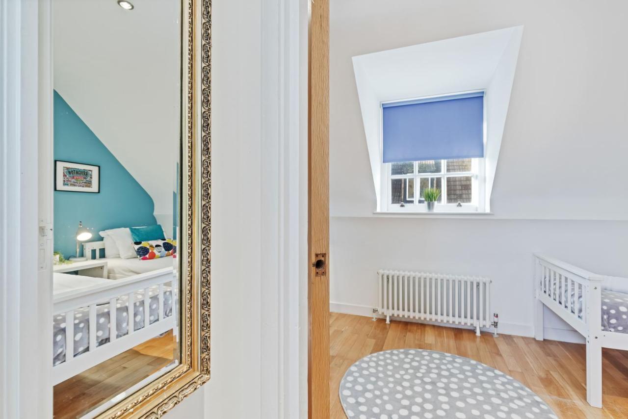 Majestic Mews Apartment With Free Parking - By My Getaways Brighton Eksteriør bilde